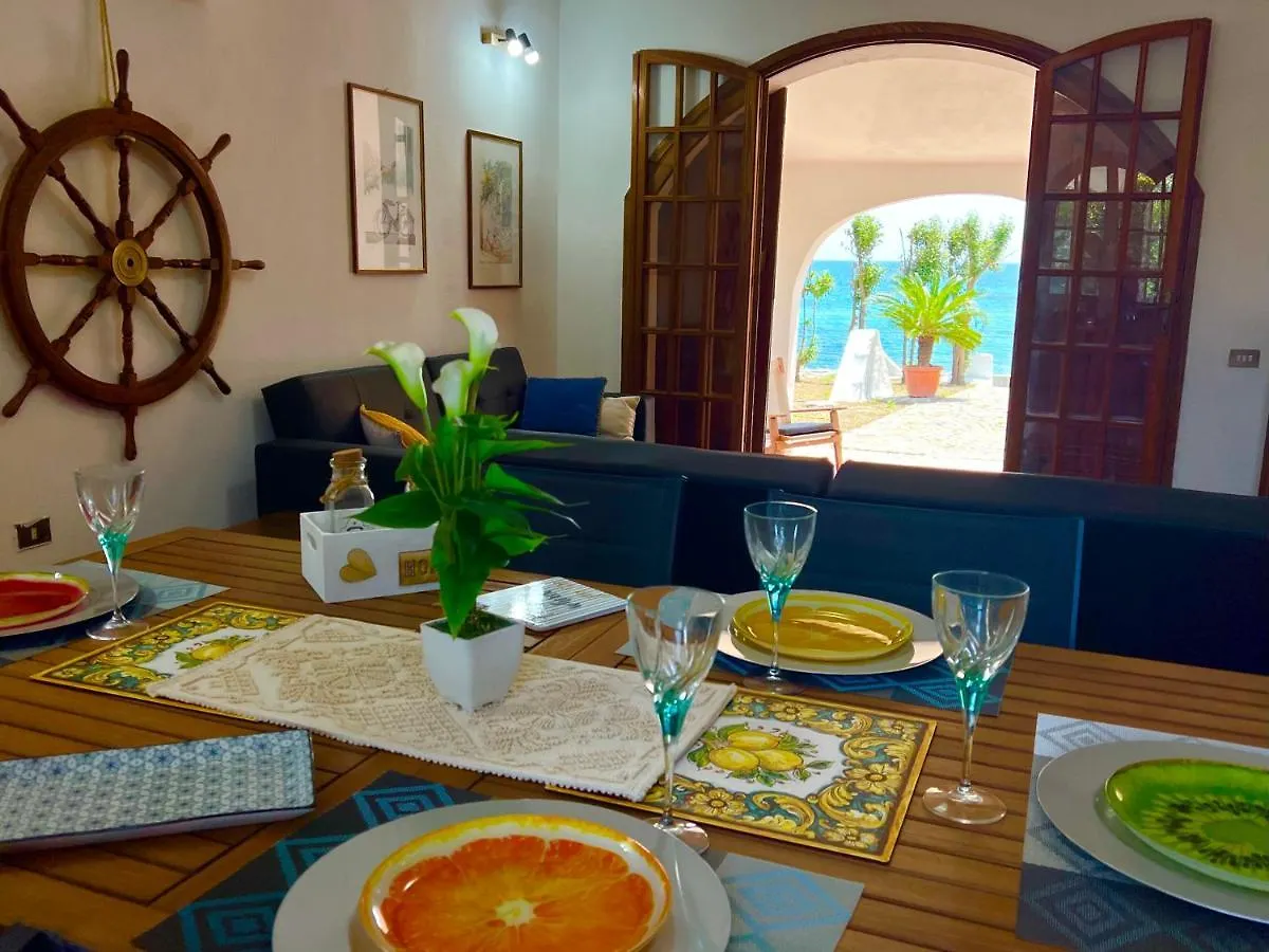 Casale Fronte Mare - Villa With Swimming Pool In Front Of The Beach Porto Columbu - Perd'E Sali