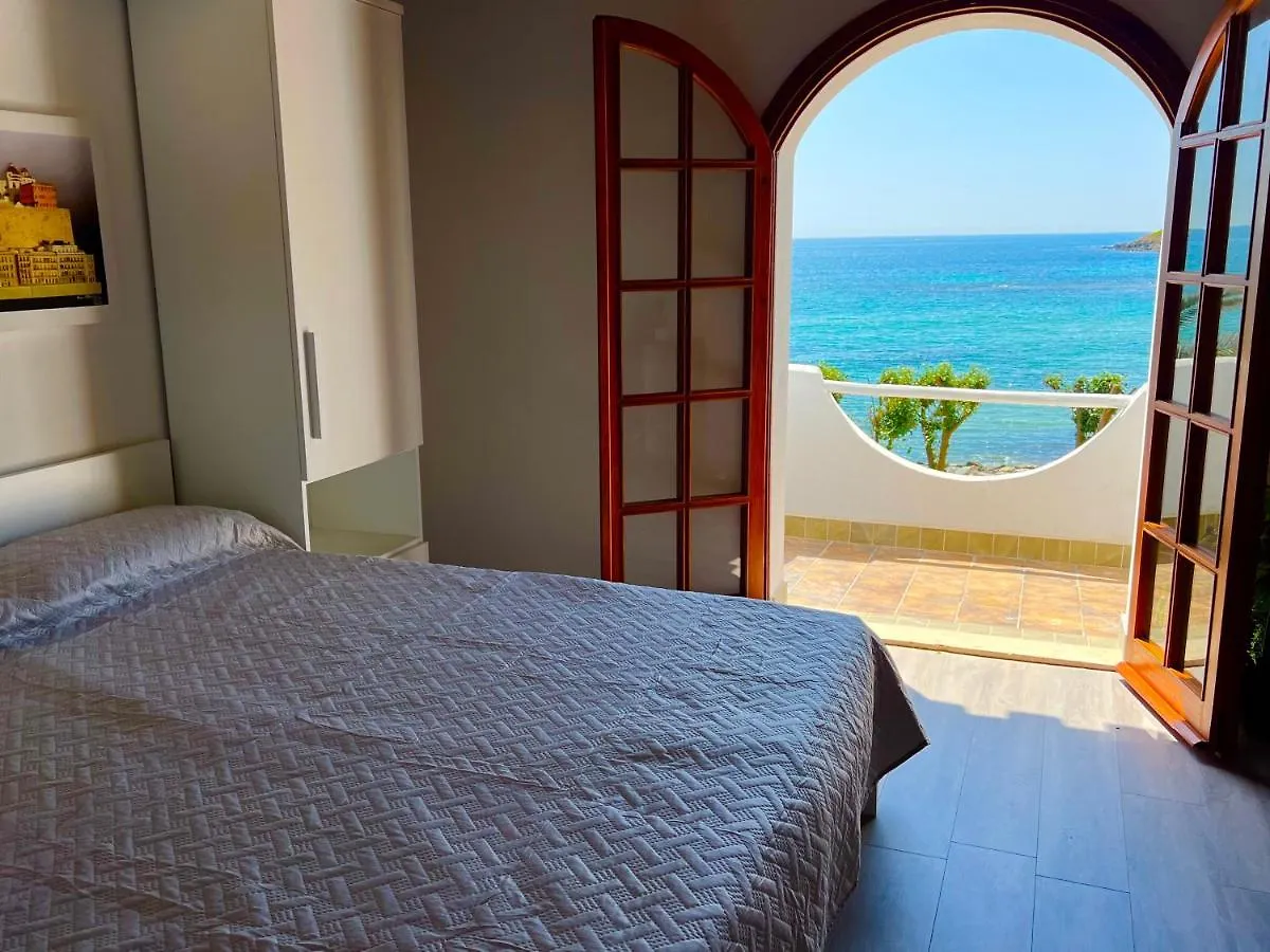 Casale Fronte Mare - Villa With Swimming Pool In Front Of The Beach Porto Columbu - Perd'E Sali