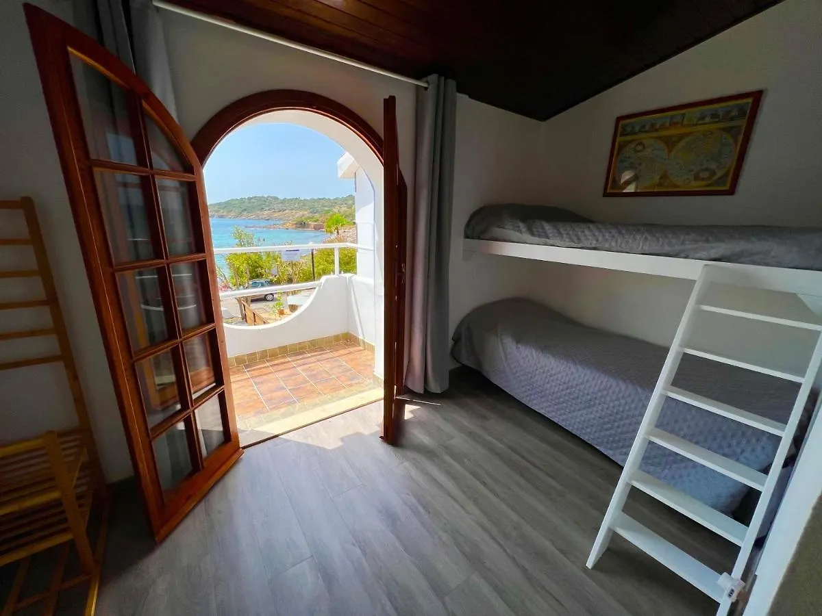 Casale Fronte Mare - Villa With Swimming Pool In Front Of The Beach Porto Columbu - Perd'E Sali