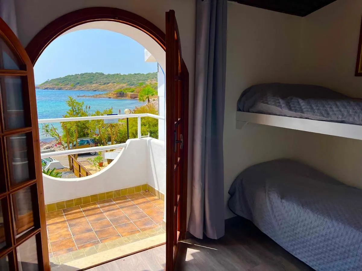 Casale Fronte Mare - Villa With Swimming Pool In Front Of The Beach Porto Columbu - Perd'E Sali 0*,