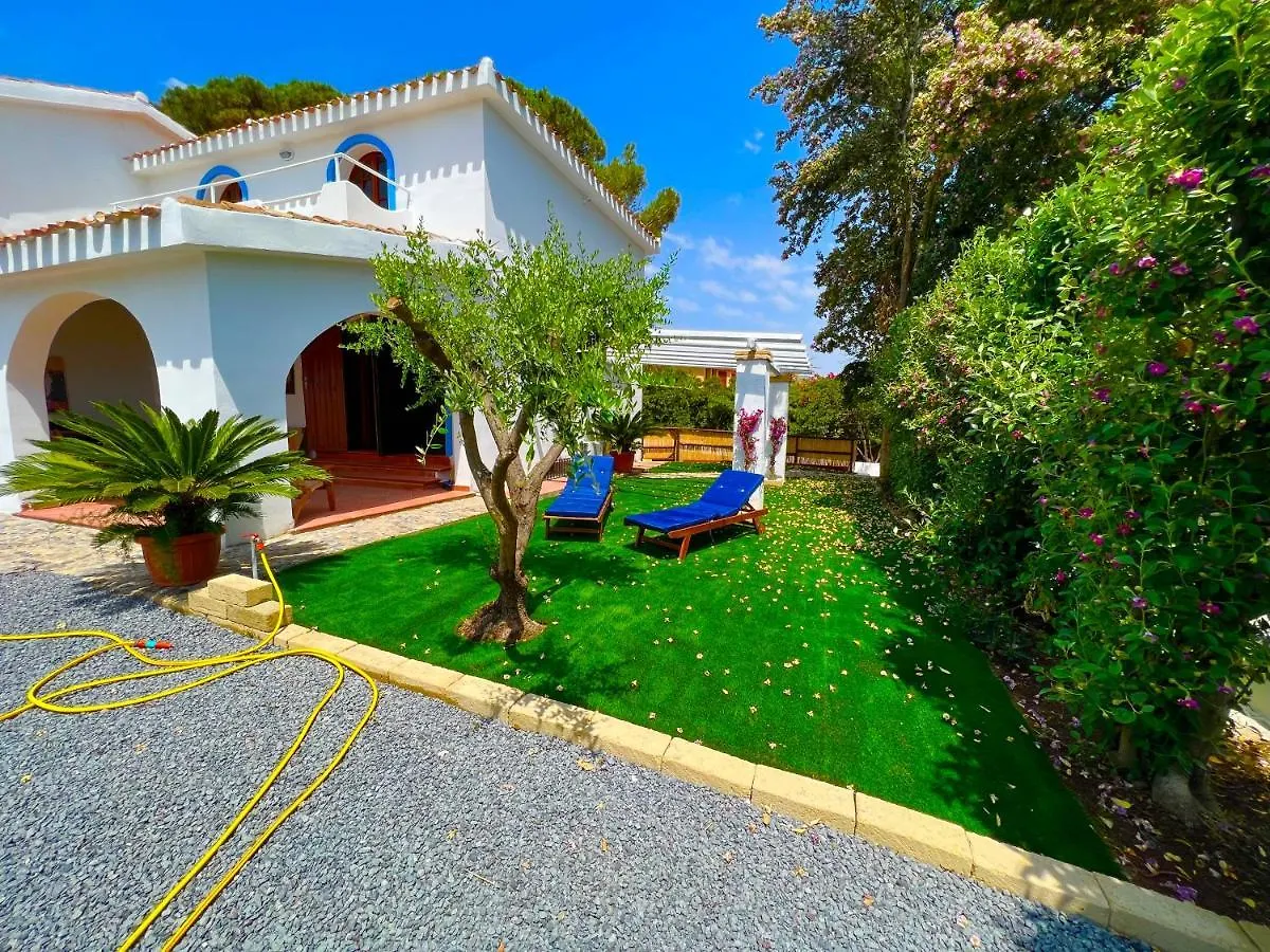 Casale Fronte Mare - Villa With Swimming Pool In Front Of The Beach Porto Columbu - Perd'E Sali